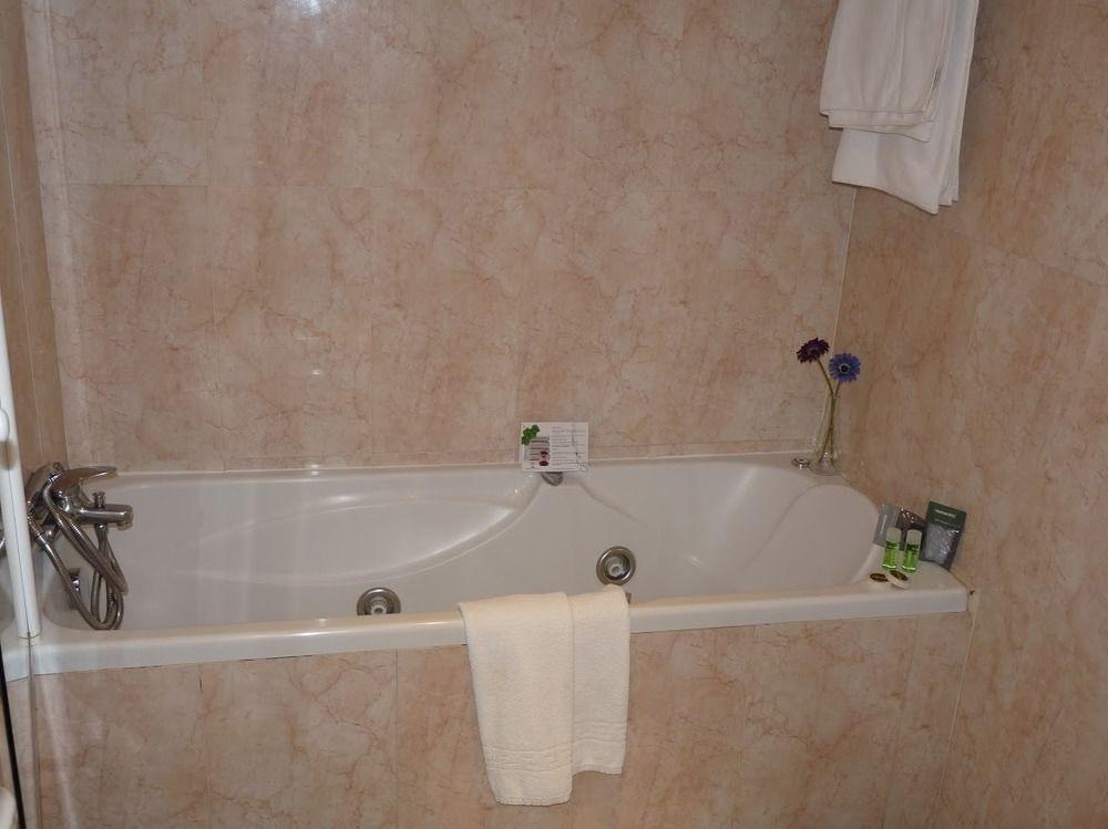 Hotel Jardin De Aranjuez Eksteriør billede