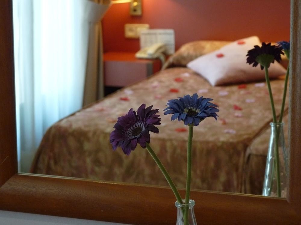 Hotel Jardin De Aranjuez Eksteriør billede